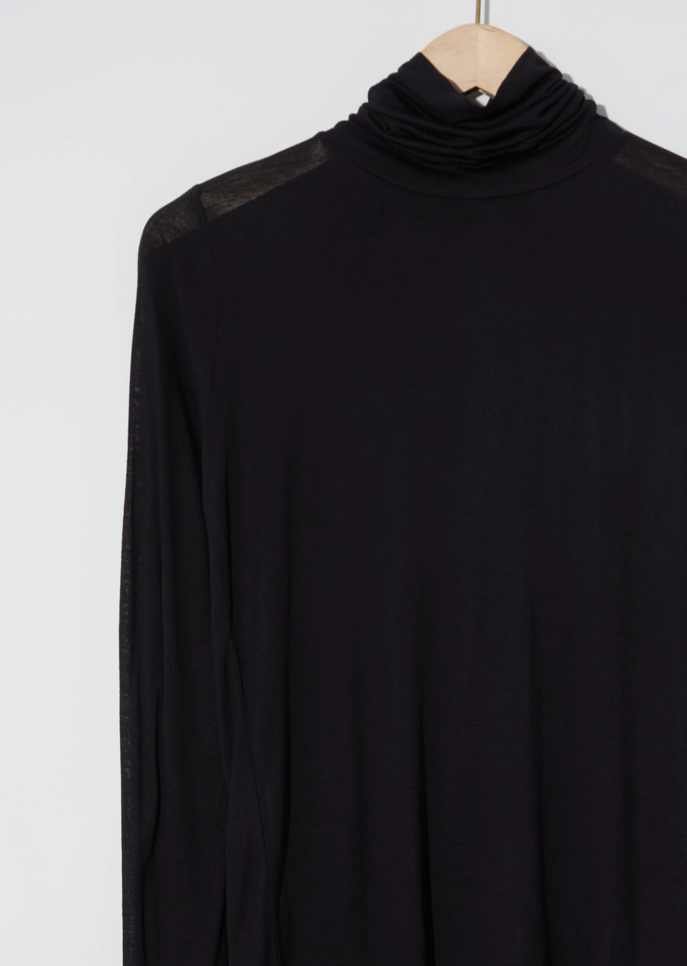 Bamboo Jersey Turtleneck — Black