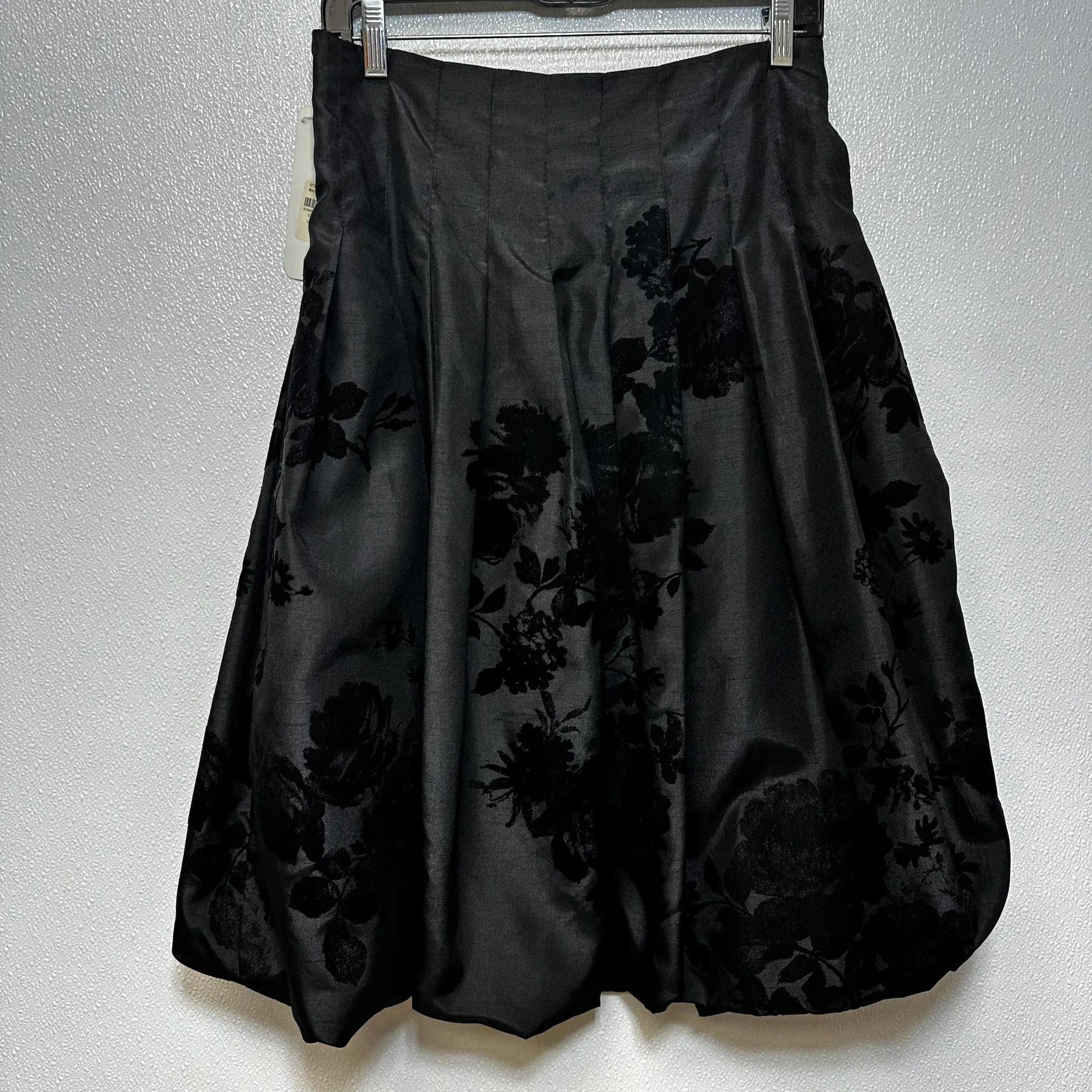 Black Skirt Midi CARTISE, Size 4