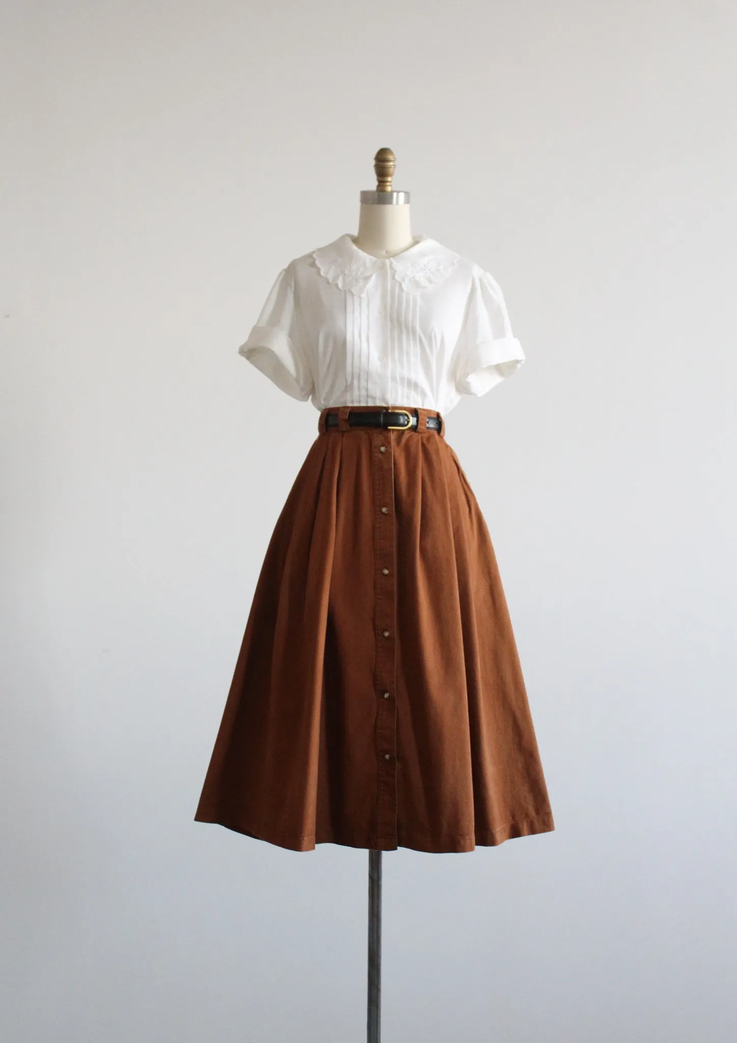 button front clay cotton midi skirt