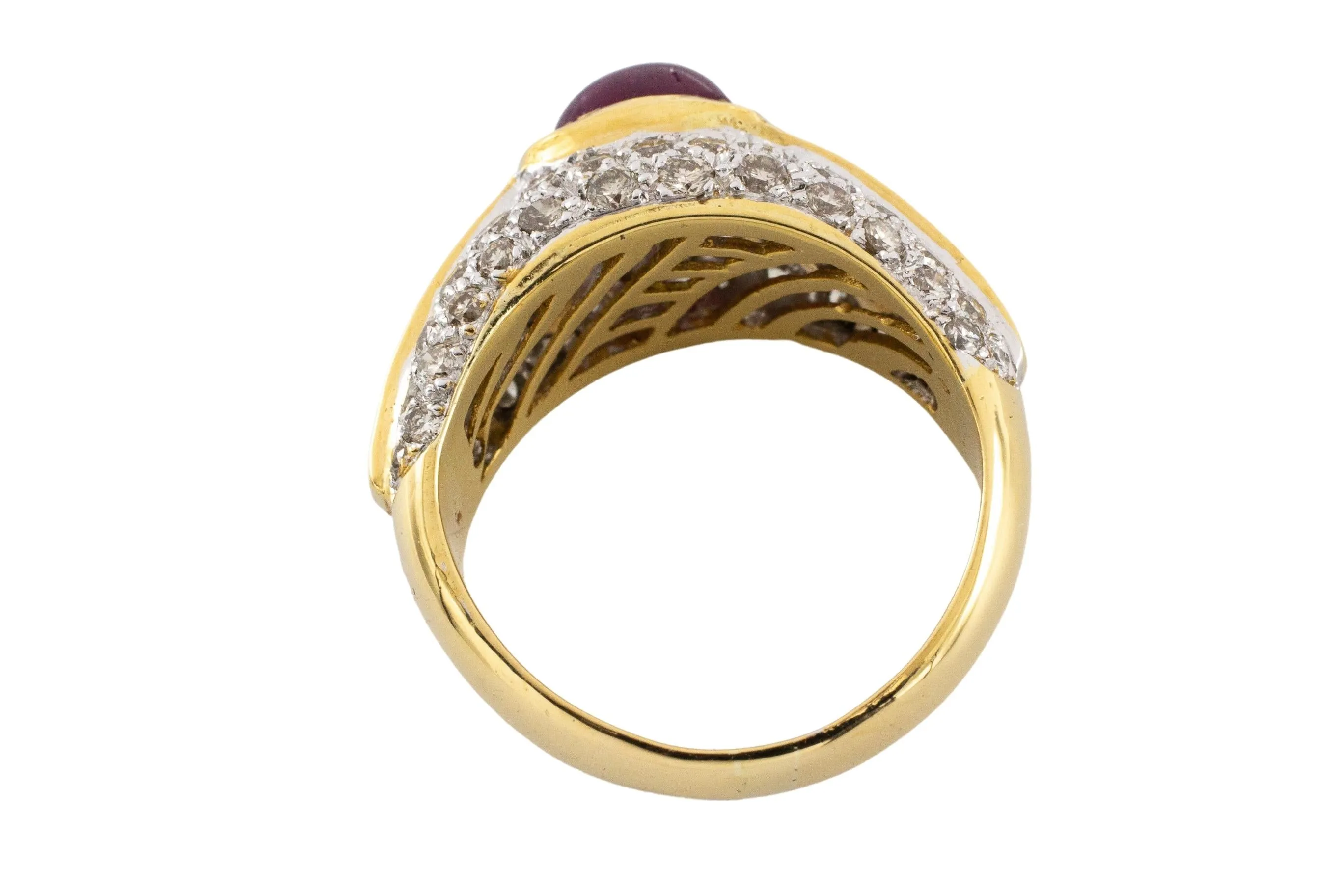 Cabochon ruby and diamond ring