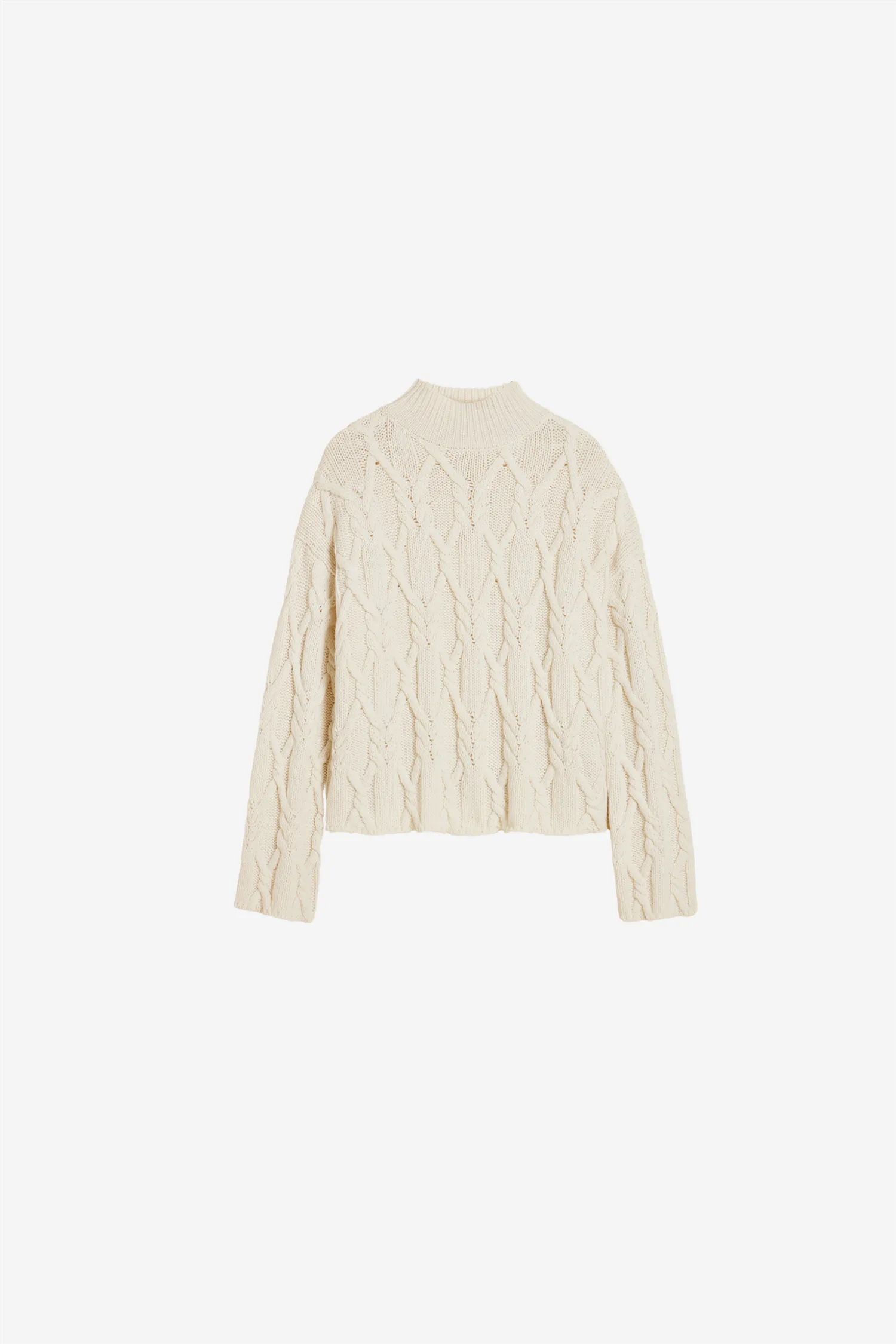 Chunky Cable Turtleneck Ecru