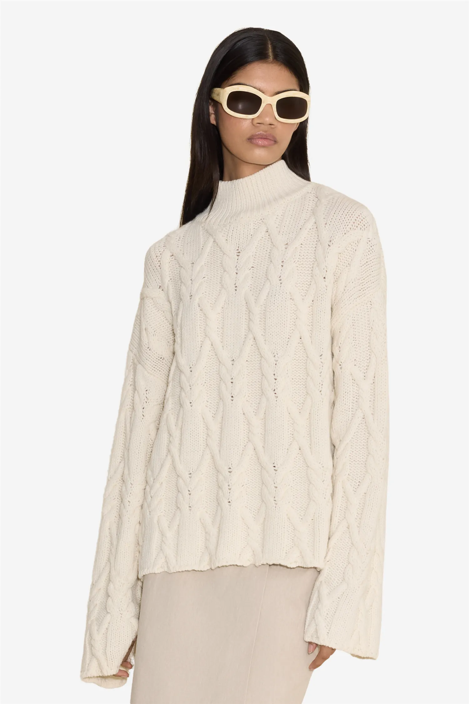 Chunky Cable Turtleneck Ecru