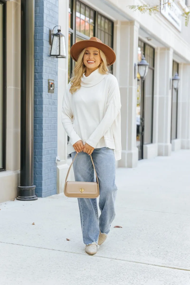 Essential Fall Turtleneck Sweater - Cream - DOORBUSTER