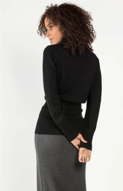 Knit Turtleneck in Black