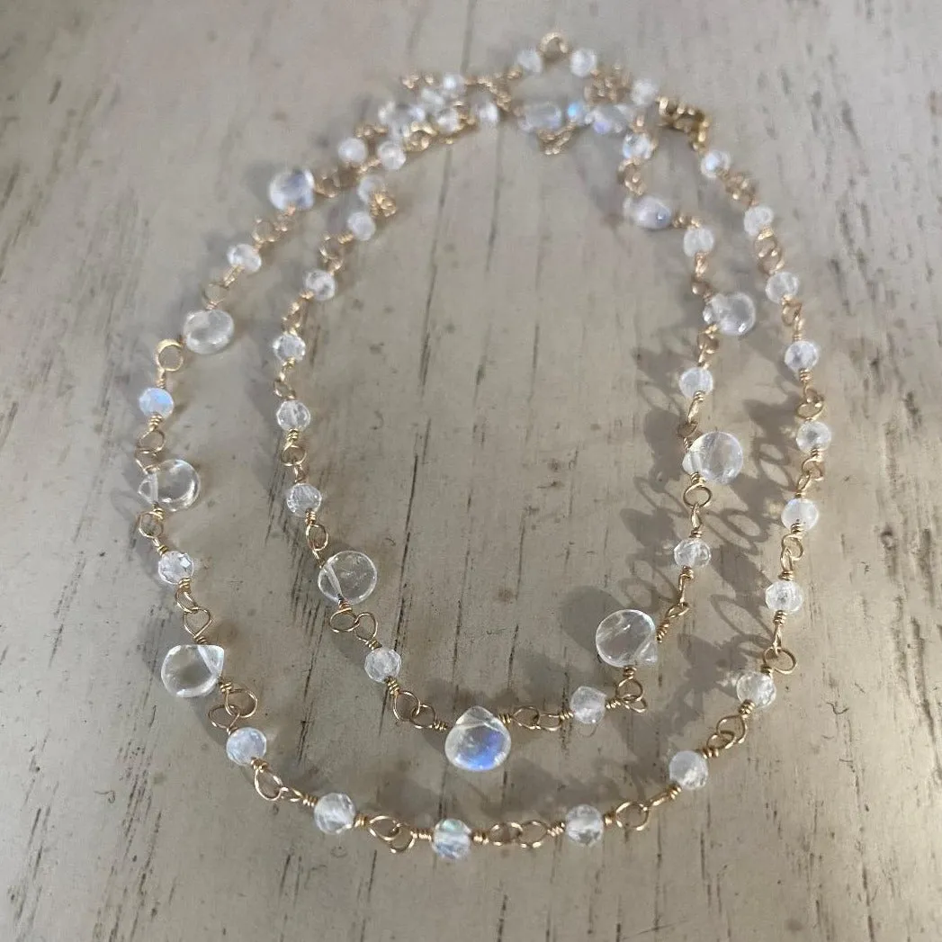 Moonstone Necklace - Glow