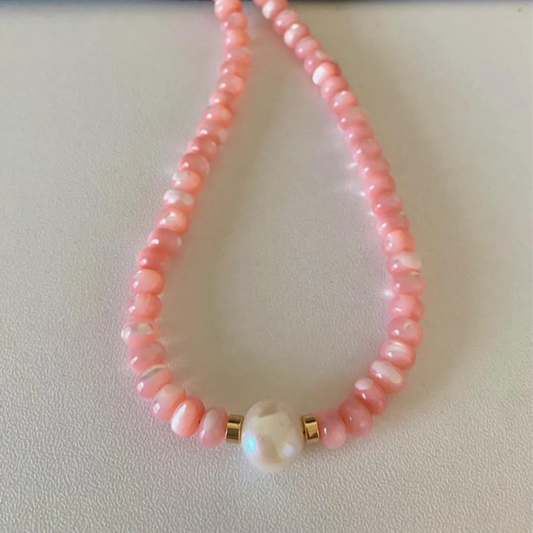 Mother of Pearl Necklace - Pinkie