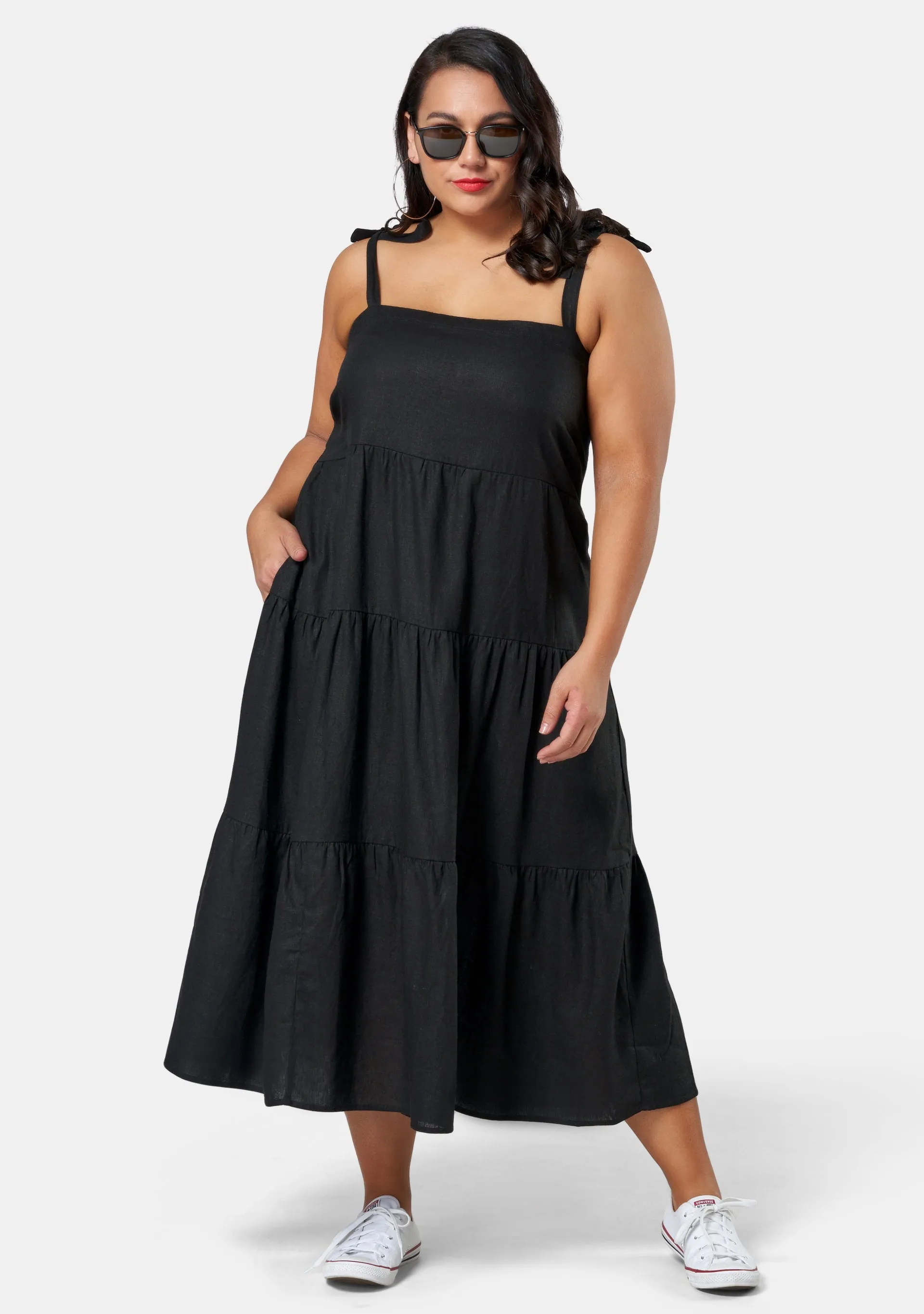 Movin On Up Linen Dress