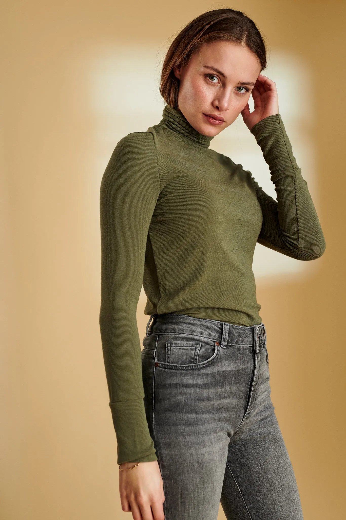 NUBOWIE ROLLNECK RIB - NOOS - Deep Lichen Green