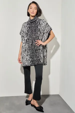 Plus Size Short Sleeve Animal Print Turtleneck Tunic