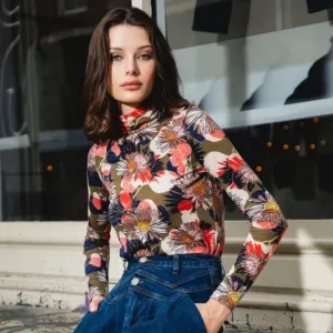 Ruthy Top Flower