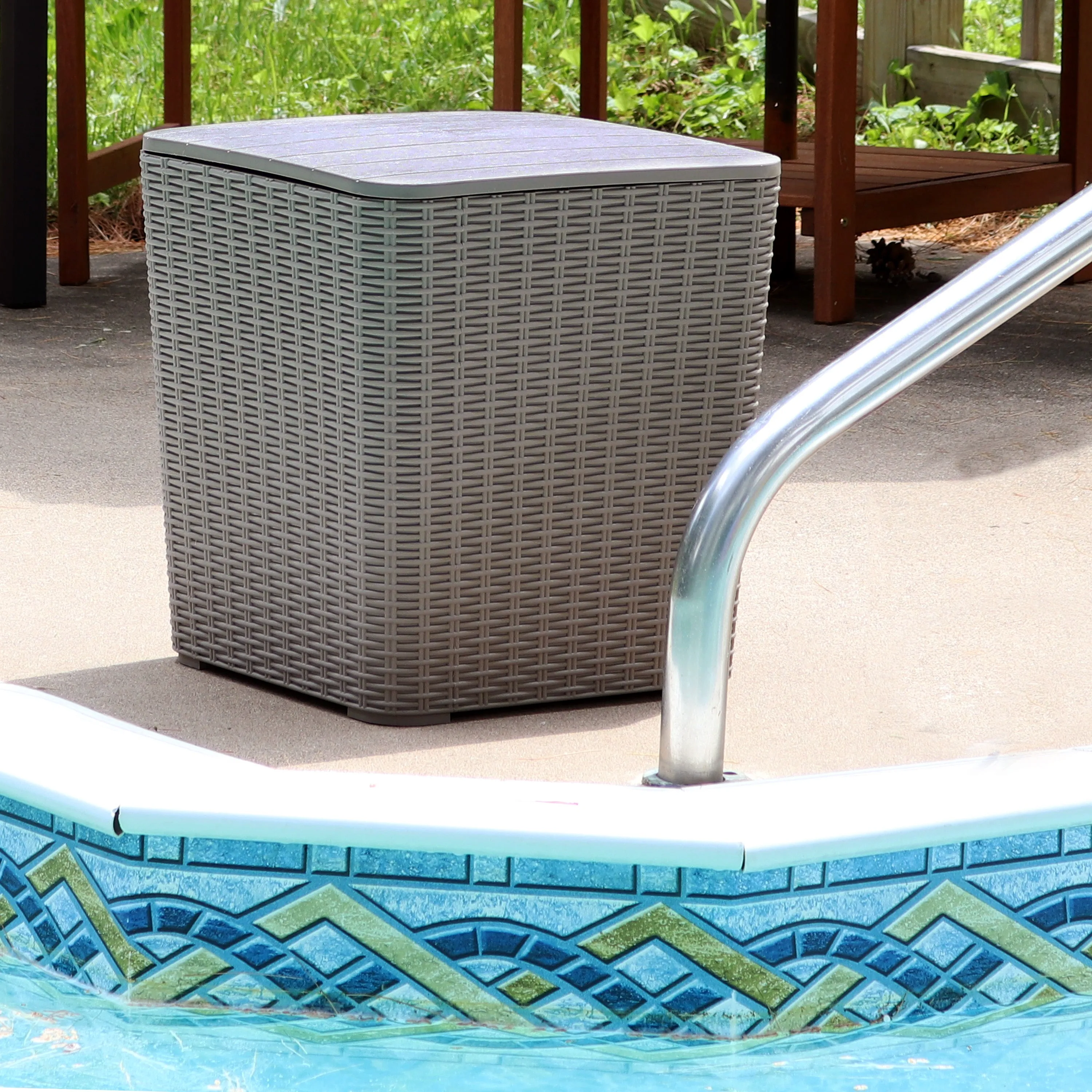 Sunnydaze Outdoor Side Table with Storage - Rattan Design - 11.5 Gal.